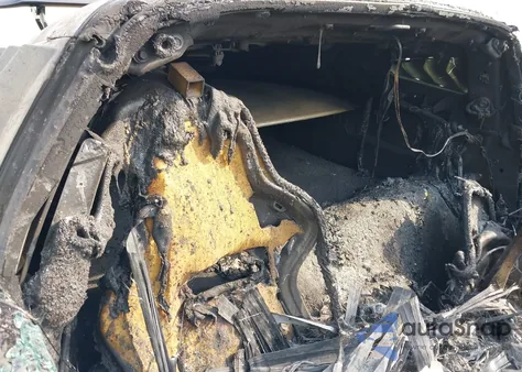 2015 Chevrolet Corvette Stingray из США, поврежденный, VIN 1G1YB2D79F5102689